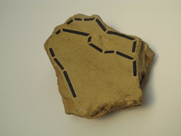 Territoirs II, pierre, crayon, encre, 5 x 15 x 15 cm.IMG_1546_w600_h450